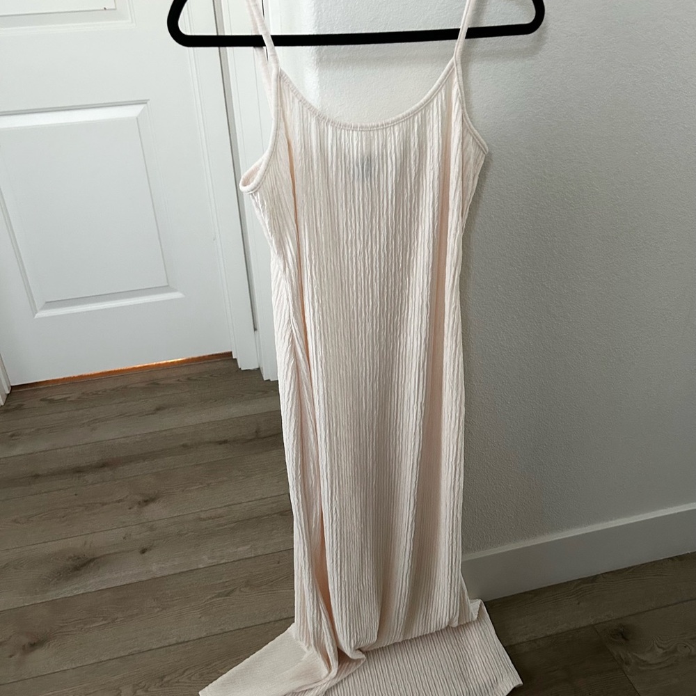 Elegant Cream Maxi Dress